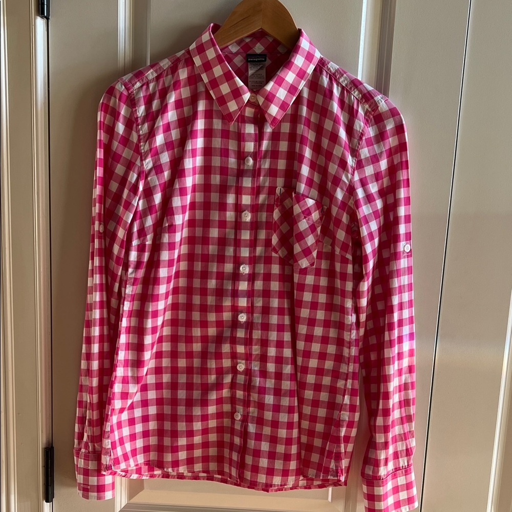 Patagonia Pink and White Checkered Button Down Shirt